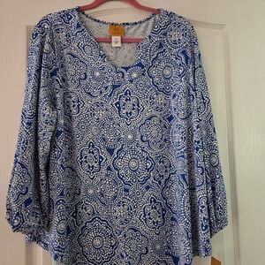 Ruby Rd. Blue and White Floral Medallion Tunic
